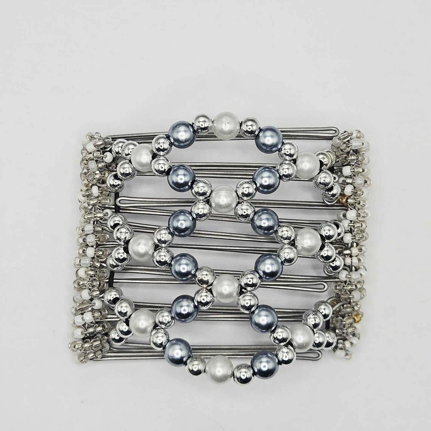 7 Tooth medium Hair comb, Classy pearls, silver with shades of grey